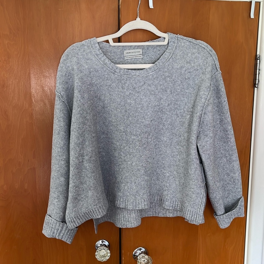 Urban outfitters women’s grey knit